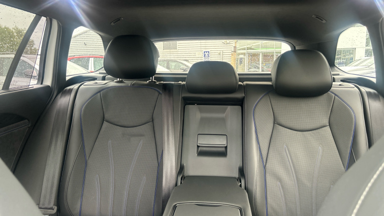 Volkswagen Passat 1.5 TSI eHybrid R-Line 5dr DSG Estate